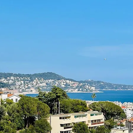 Hollydays, St Antoine * Nice